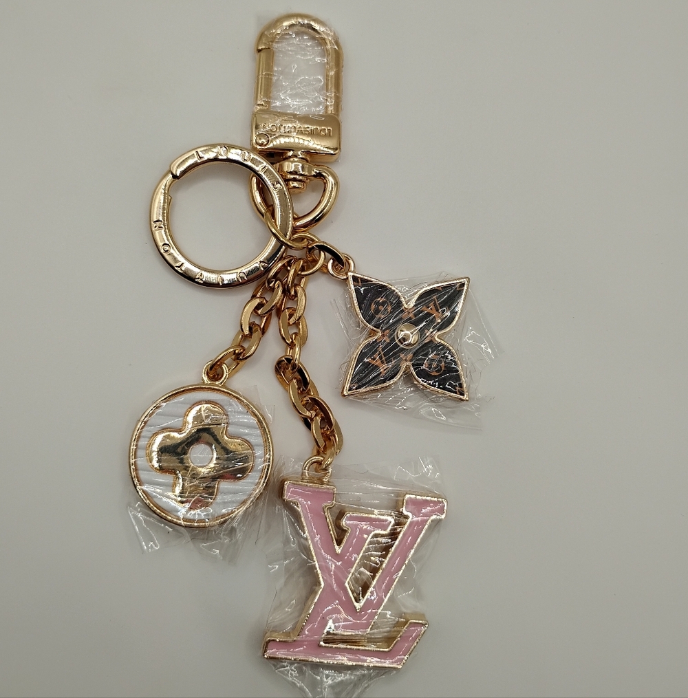 Louis Vuitton Pink & Gold Logo Keychain Charm - Picture 2 of 5